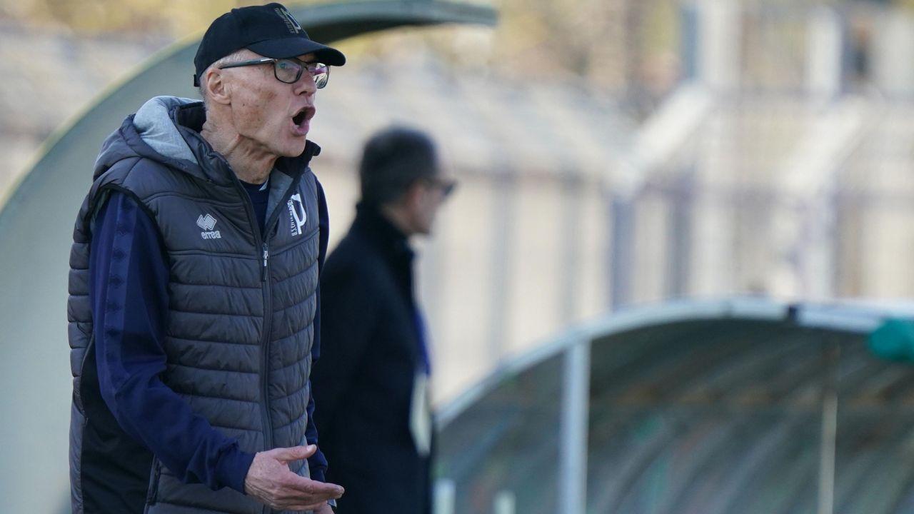 Il tecnico del Pontedera Leonardo Menichini