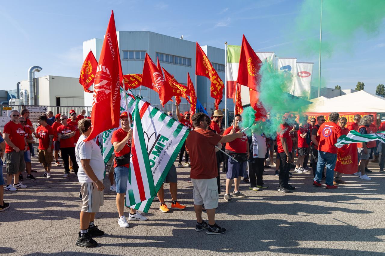 Ostellato, sciopero alla Vsg. I sindacati: «Garantire prospettive uguali per tutti»