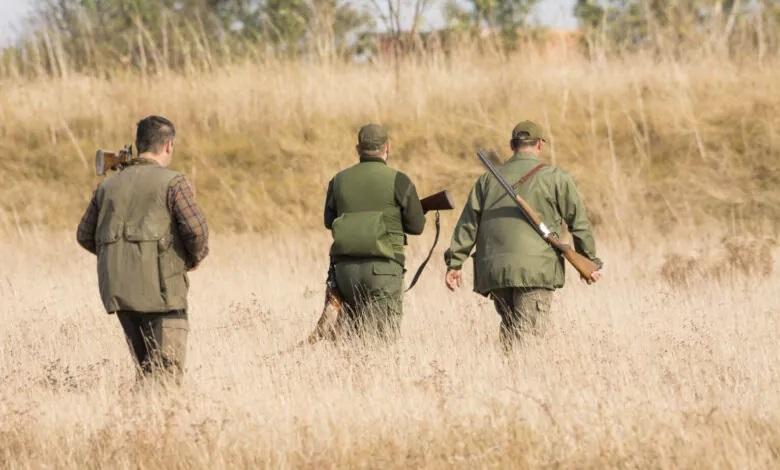 Bracconieri sorpresi nella riserva: dopo il rimprovero scatta la rissa