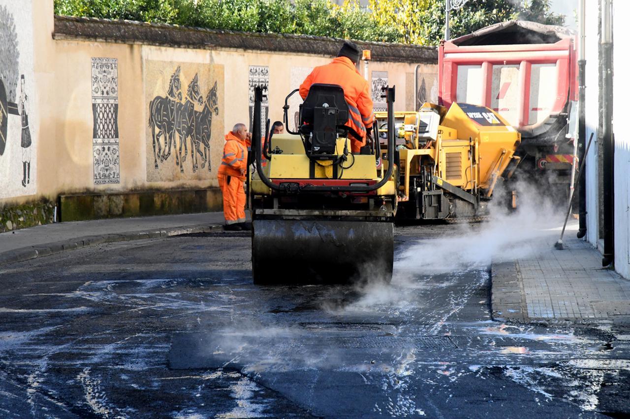Accordo tra Comune ed E-Distribuzione: asfalto nuovo in molte vie cittadine