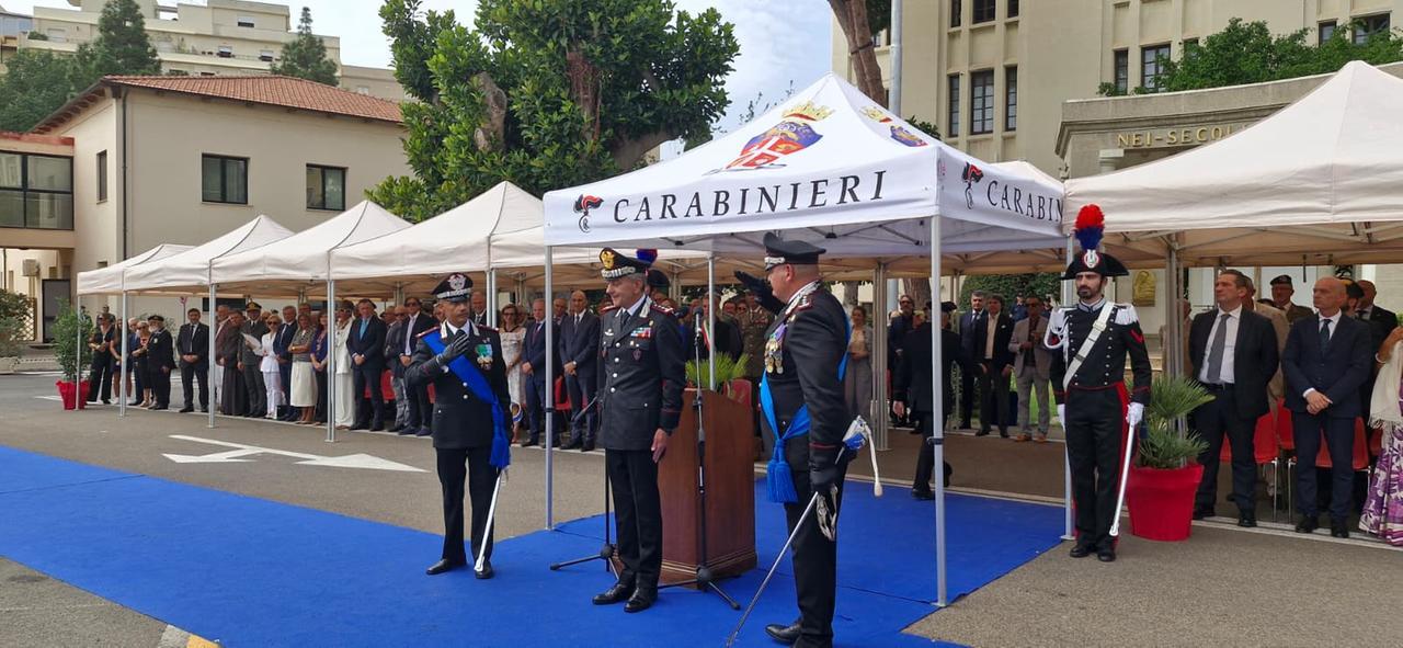 
	Da sinistra il nuovo comandante regionale Francesco Rizzo, il comandante interregionale Iacobelli e l'uscente Stefano Iasson

