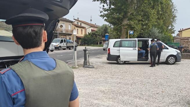 Portomaggiore, guida senza aver mai preso la patente: stangata da 5mila euro