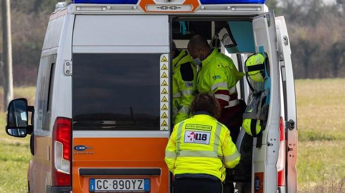 Jolanda di Savoia, tenta di truffare un anziano ma scoperto si lancia dalla finestra