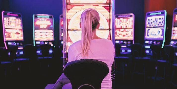 Pisa, i più giovani giocano d’azzardo: boom tra le ragazze minorenni<br>
