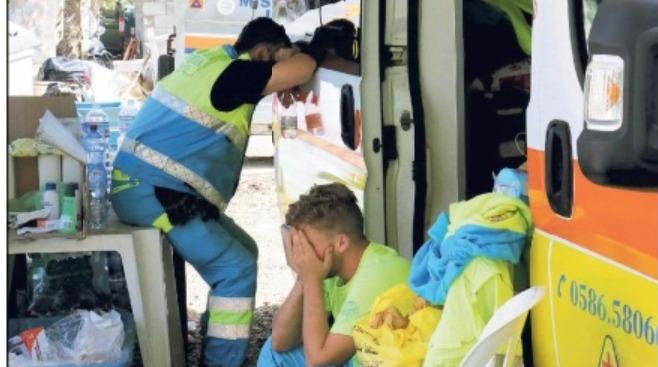 La disperazione di Walter Chiriatti e di un confratello della Misericordia di Antignano nei giorni dell’alluvione