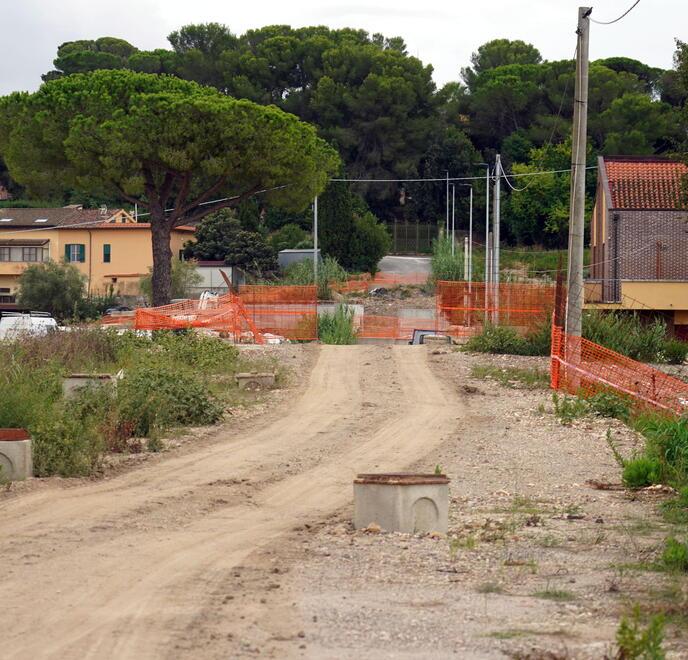 Il ponte da ricostruire in via Collinet (foto Stick)