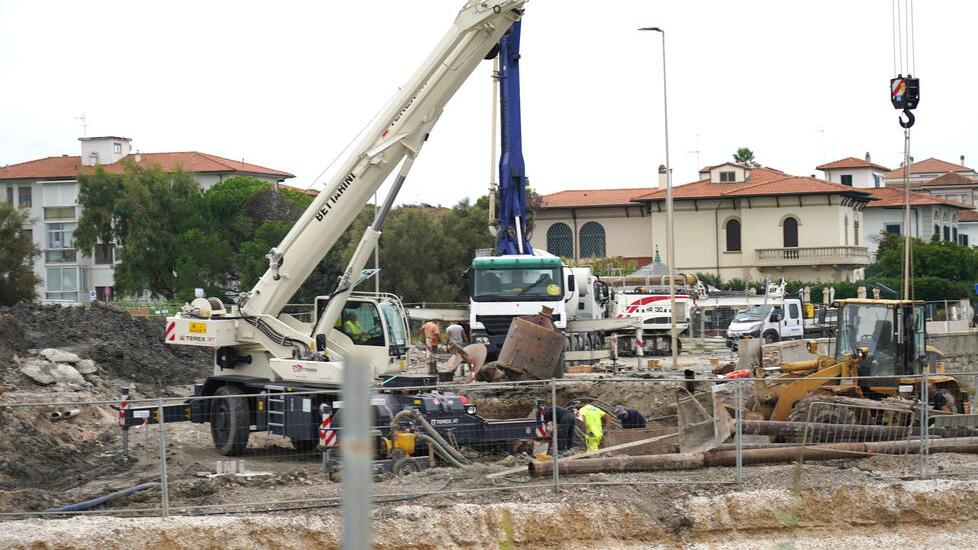 I lavori ai Tre Ponti (foto Stick)