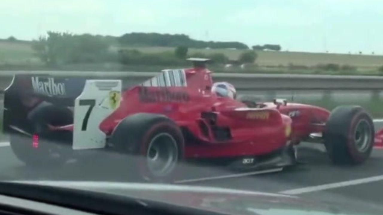 
	La finta Ferrari

