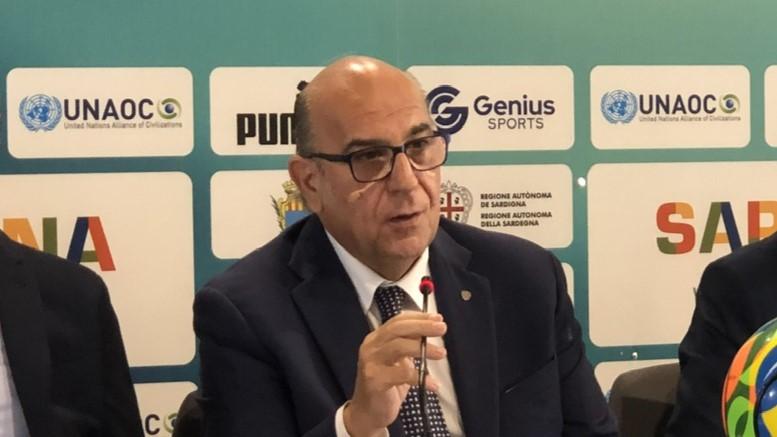 
	<strong>Gianni Cadoni</strong>&nbsp;presidente della Federcalcio sarda

