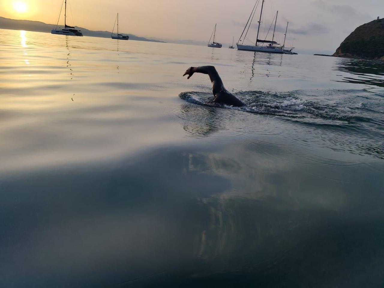 21 Ironman in 21 giorni, la nuova sfida di Gabriele Catta: «Corro e nuoto per chi non può» – VIDEO
