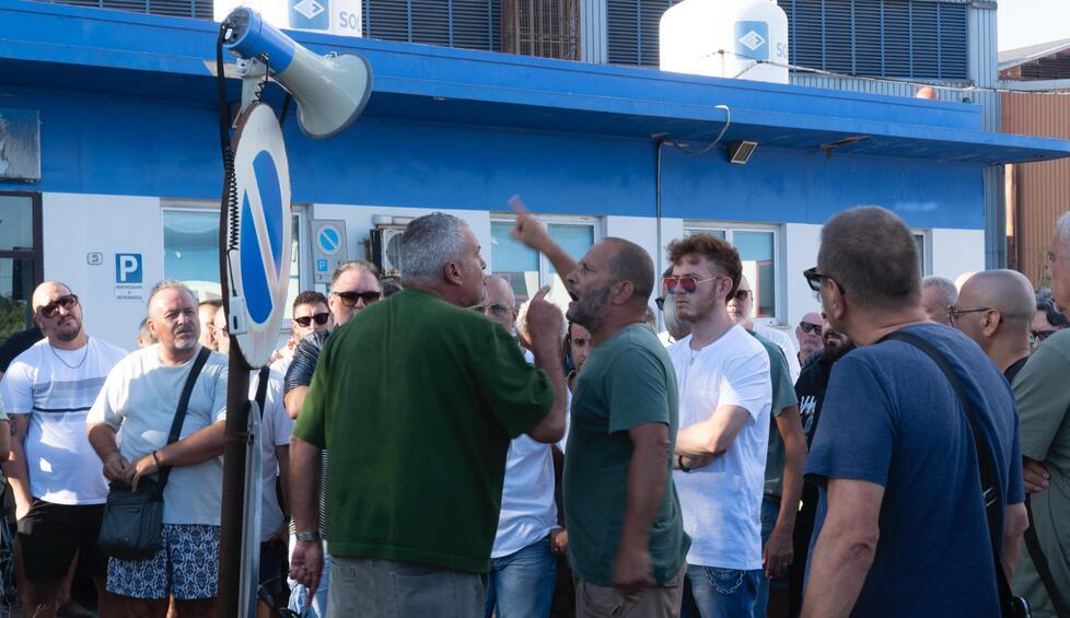 
	Magona: un momento dell'assemblea

