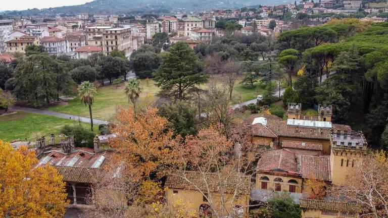 Montecatini, dal Comune proposta di acquisto per due immobili in pineta