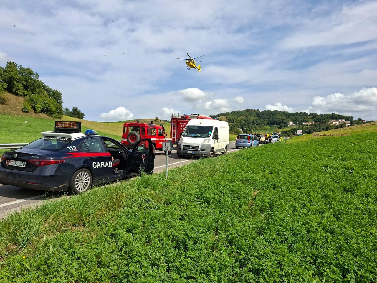 Scontro tra auto e scooter sulla Statale 63: muore un 39enne di Scandiano