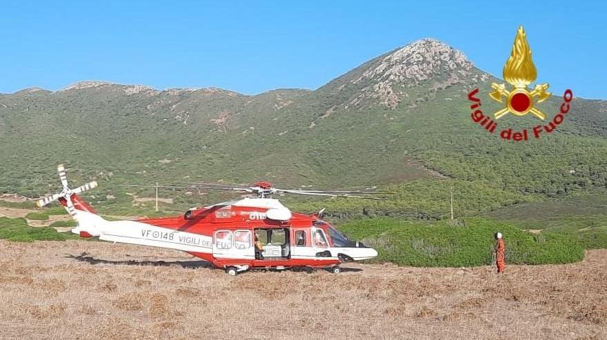 Turista scompare dopo l’escursione, lo ritrovano senza vita su un costone roccioso: ecco chi è la vittima