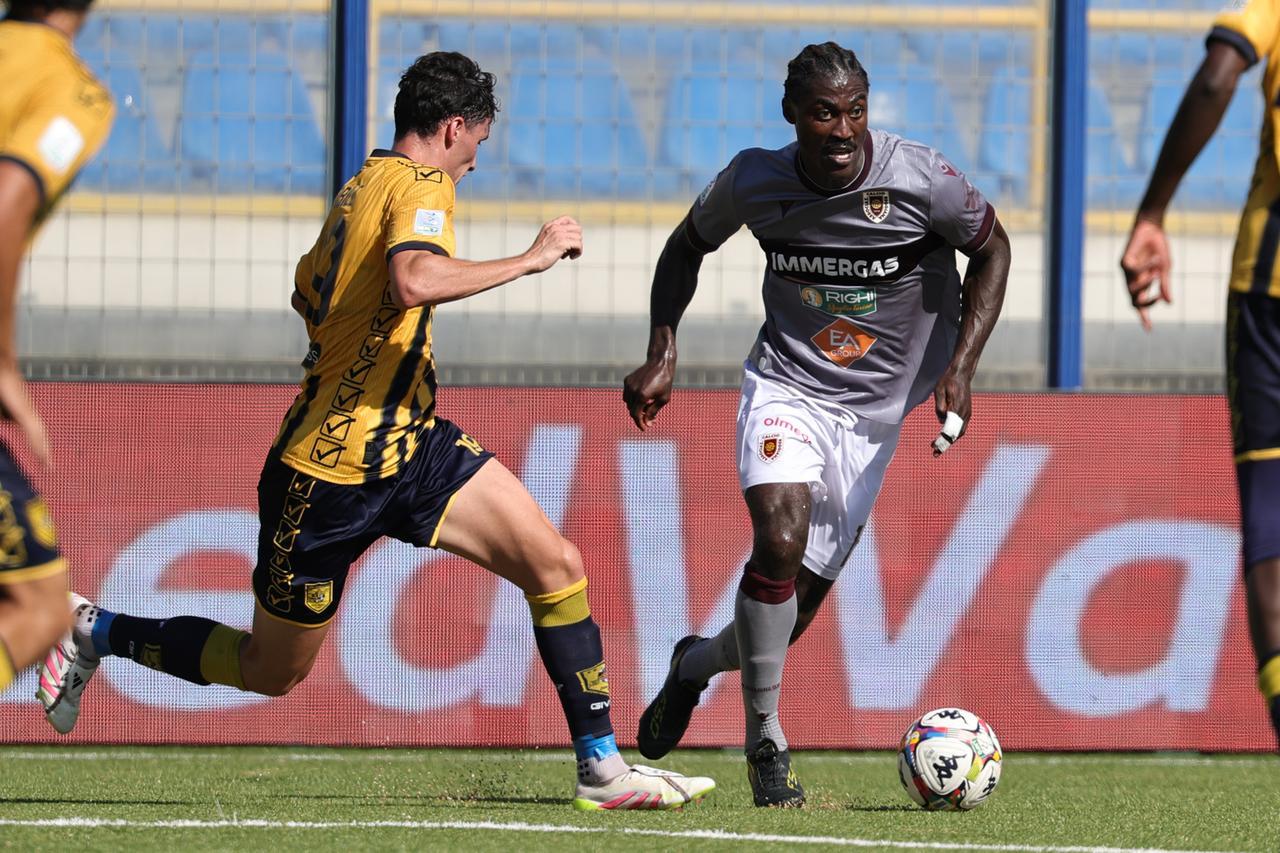 Juve Stabia-Reggiana, i granata soffrono ma non capitolano: l’analisi della partita