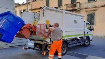 La denuncia da Buggiano: «Per tre contenitori di carta all’anno arrivo a pagare 500 euro di Tari»