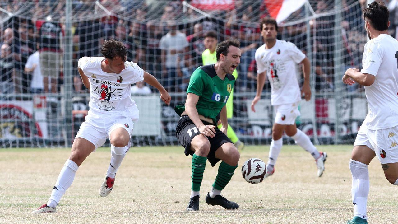 Finisce 0-0 tra Lucchese e Real Cerretese (Foto Nucci)