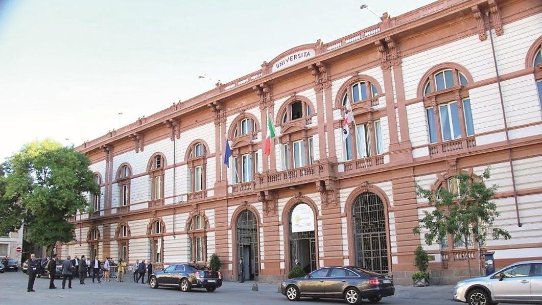 Sassari, fuori sede a caccia di una stanza: affitti dai 170 ai 500 euro e “camere Lgbt friendly”