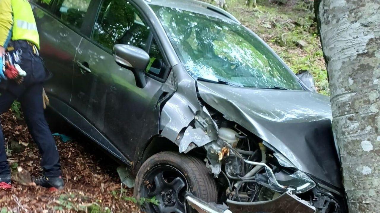 
	L'auto finita nel dirupo&nbsp;

