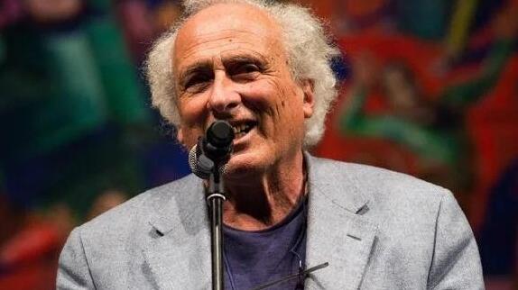 Reading collettivo a Reggio Emilia per Stefano Benni