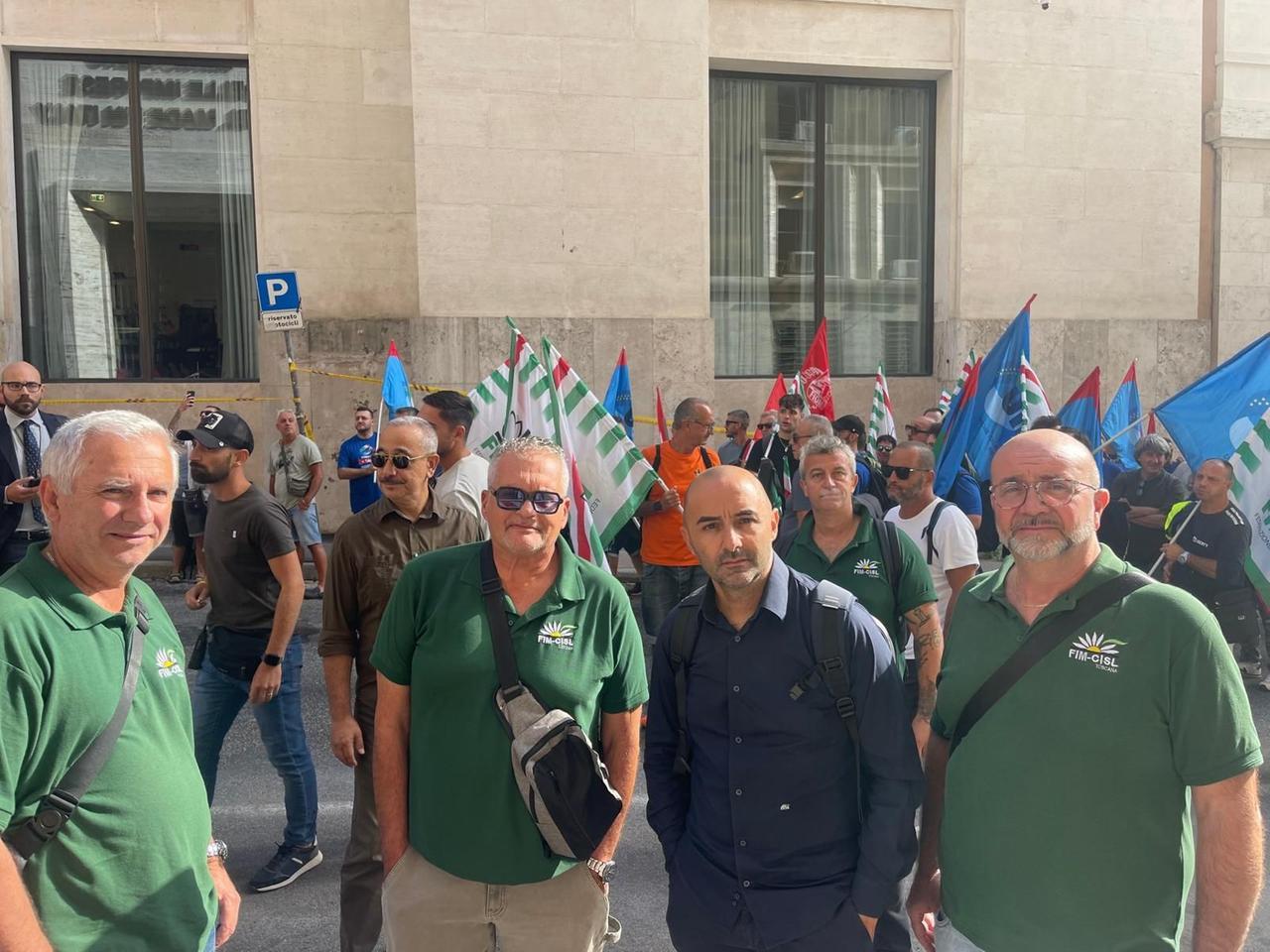 Magona, a Roma la protesta dei lavoratori di Piombino