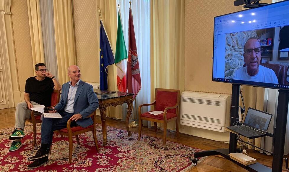 Il pranzo della Domenica (In) su Rai 1 in diretta dalla Terrazza con Conti