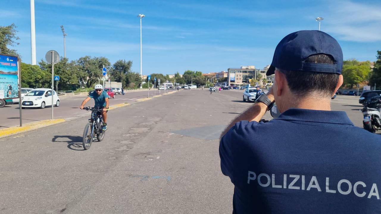 Bici truccate come motorini sequestrate dalla Polizia locale di Sassari