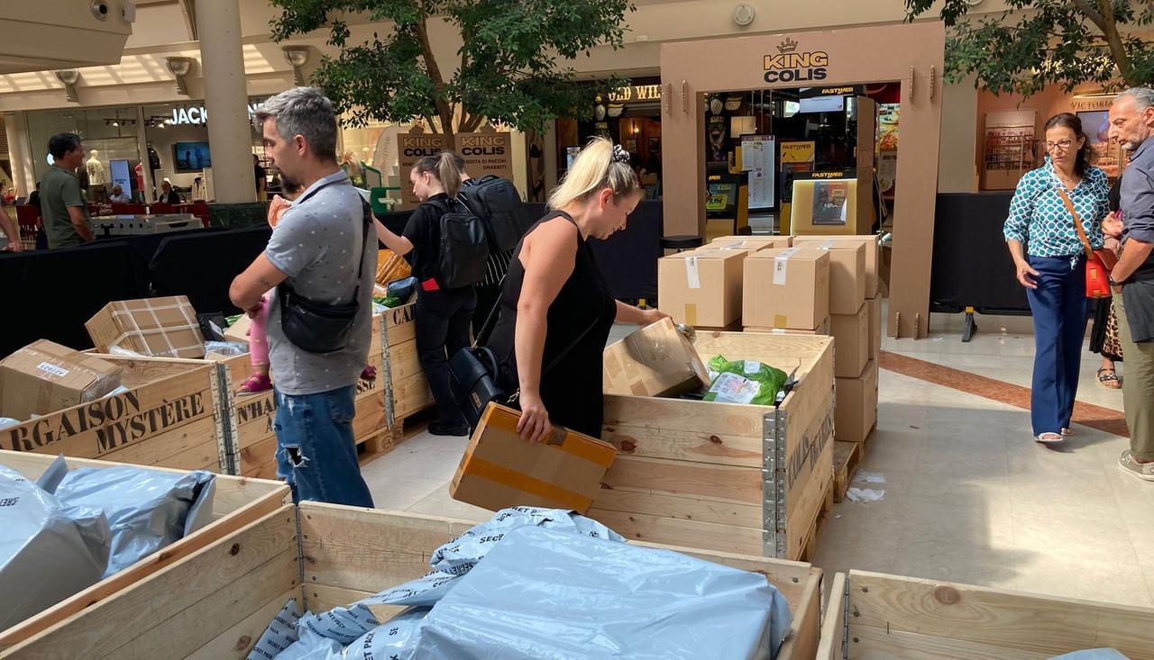 Grandemilia: arriva la vendita dei pacchi smarriti di Amazon