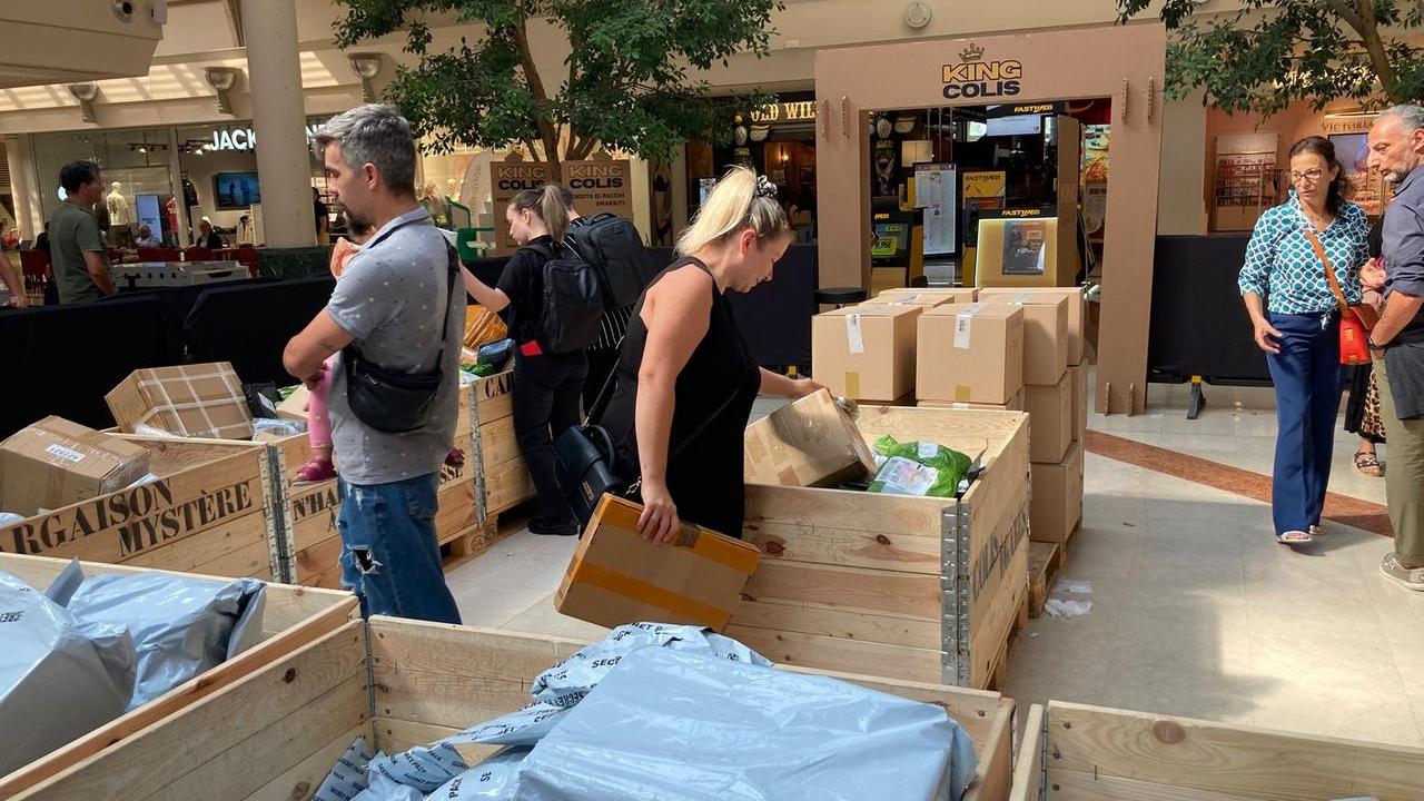 La "caccia al pacco" al Grandemilia