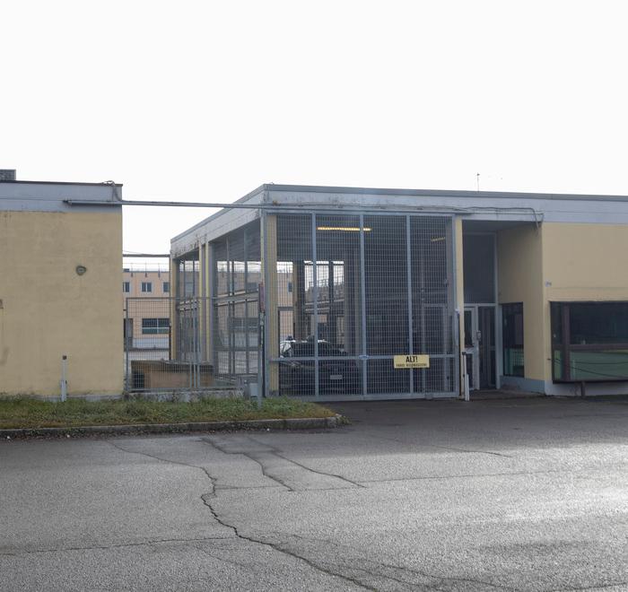 Prende il reddito di cittadinanza dal carcere, va a processo. Ma si difende: «Io l'avevo detto...»