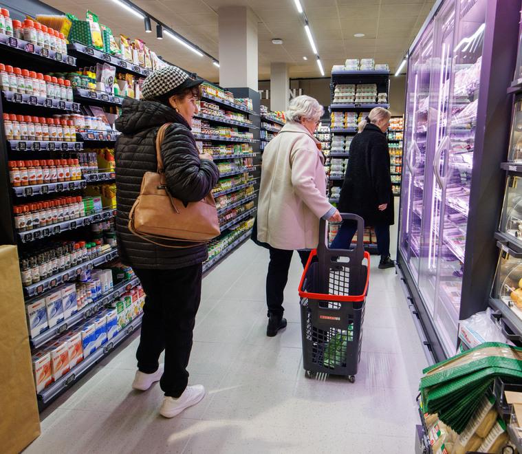 Ortofrutta di lusso e caffè amaro. A Ferrara l’inflazione pesa sugli alimentari