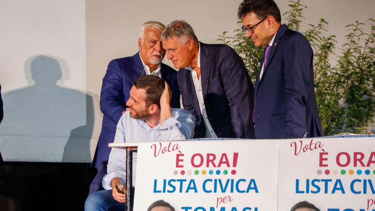 Alessandro Tomasi con Paolo Bambagioni e all’ex sindaco di Rignano, Daniele Lorenzini