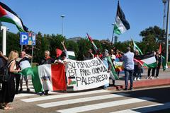 Attivisti pro Palestina di nuovo piazza, sit in nell’aeroporto di Olbia