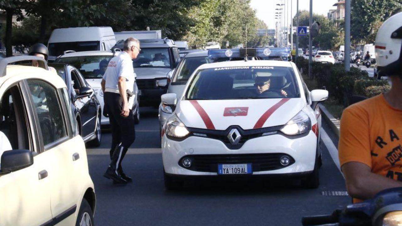 
	Gli agenti della municipale

