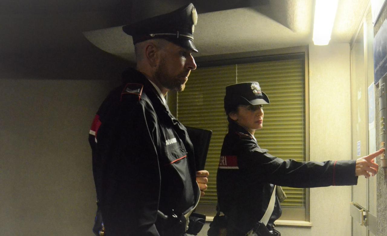 Violenta e maltratta la moglie: arrestato un elettricista