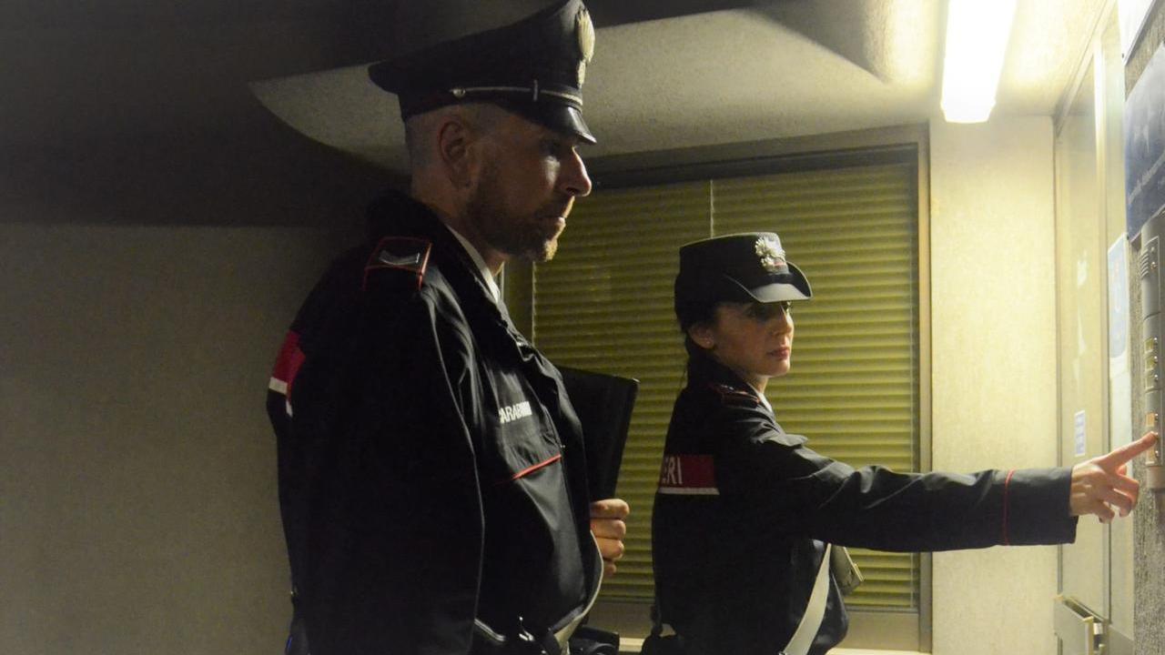 Violenta e maltratta la moglie: arrestato un elettricista