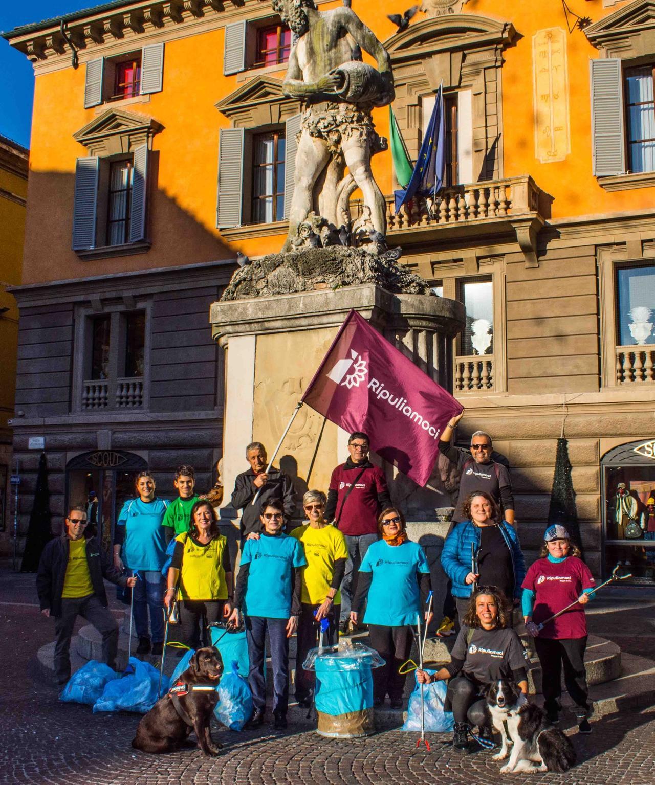 «Una challenge per i politici sui rifiuti: vince chi raccoglie più pattume»