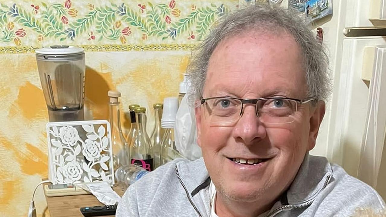 Sandro Galigani, l'elettricista livornese di 59 anni picchiato in casa dai ladri