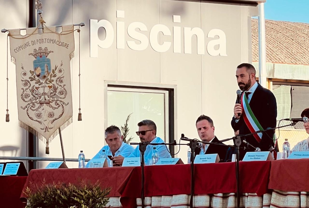 Via alla Fiera di Portomaggiore. Ospite il campione di nuoto Brembilla