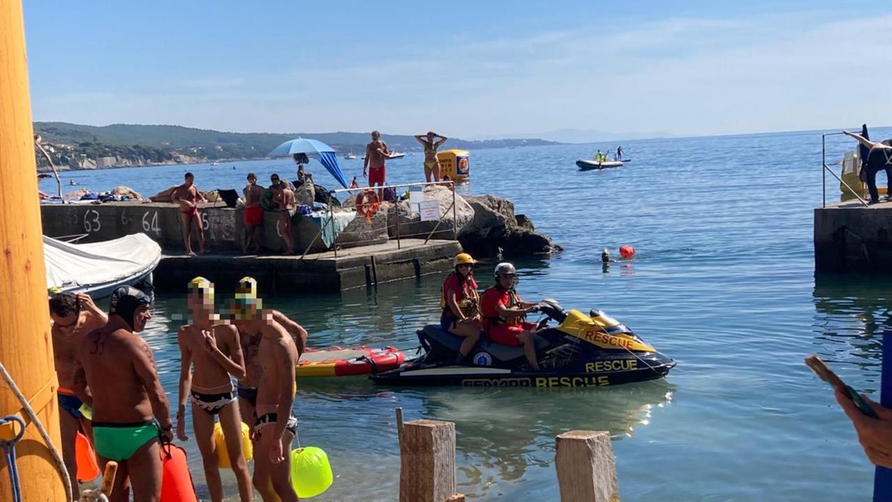 I soccorritori durante la gara