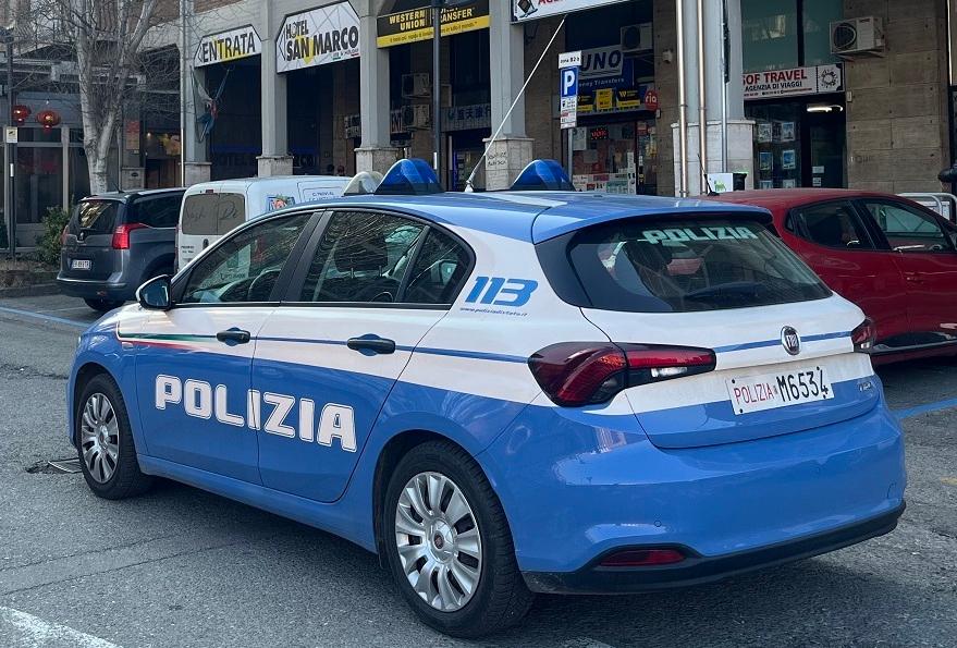 Torna dalla madre e vuole i soldi per la droga: arrestato 34enne