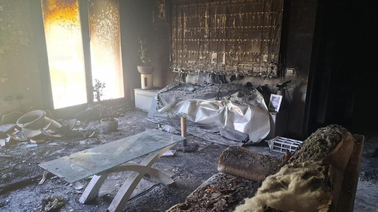 Ancora un attentato contro un imprenditore: la casa distrutta da un incendio doloso