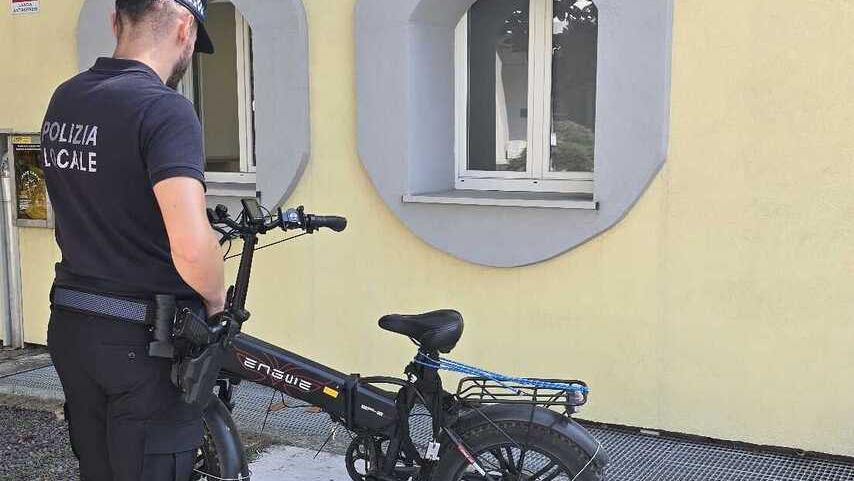 Bici trasformata in motorino: maxi multa da 6mila euro