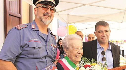 Tanti auguri zia Mariuccia Pintus: Ardara festeggia la quinta centenaria in nove anni