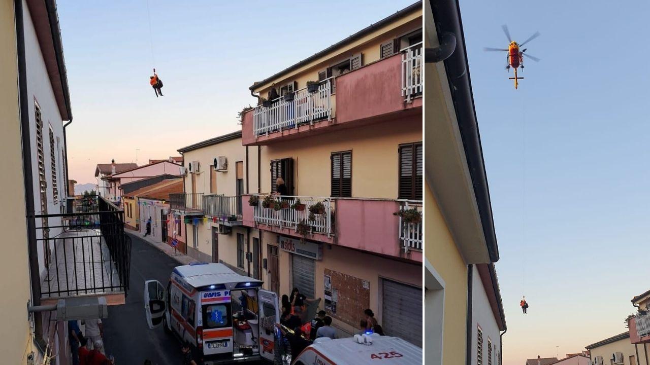Si sente male durante la processione: il medico si cala dall’elicottero