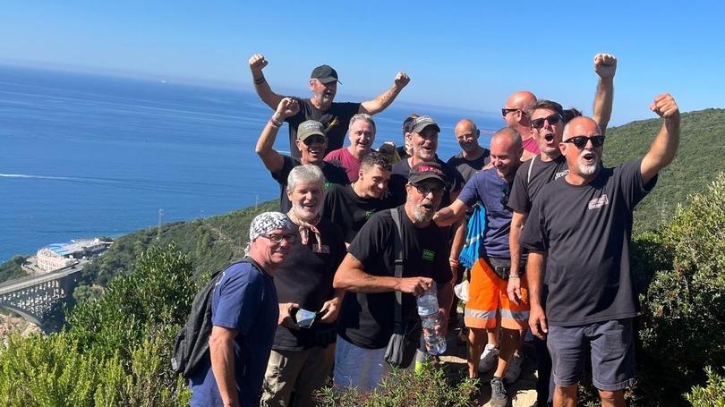 Al Castellaccio in cinquanta a pulire i boschi: via due camion di spazzatura<br type="_moz" />