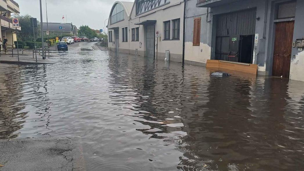 Via Toti di nuovo allagata a Montemurlo