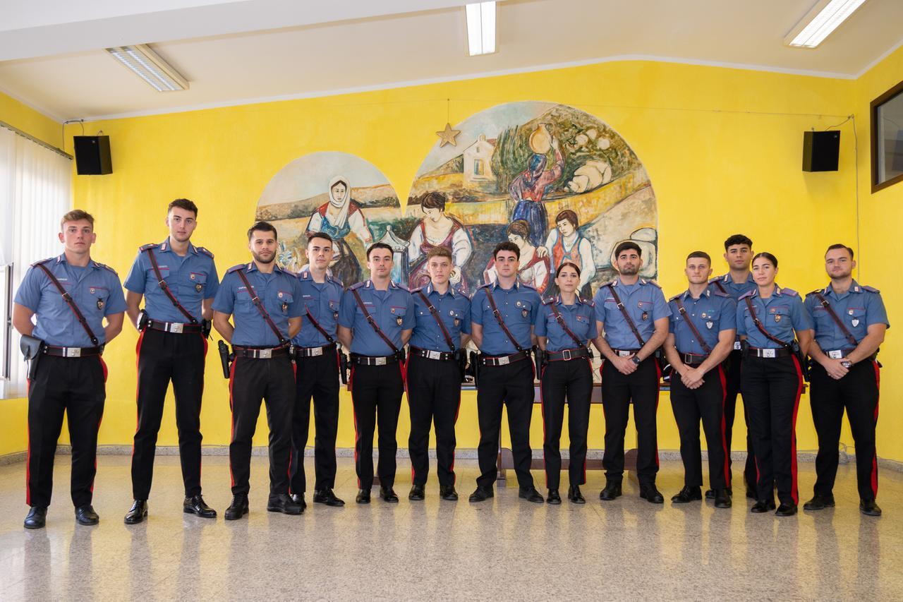 Carabinieri, tredici giovani marescialli prendono servizio nel Nuorese
