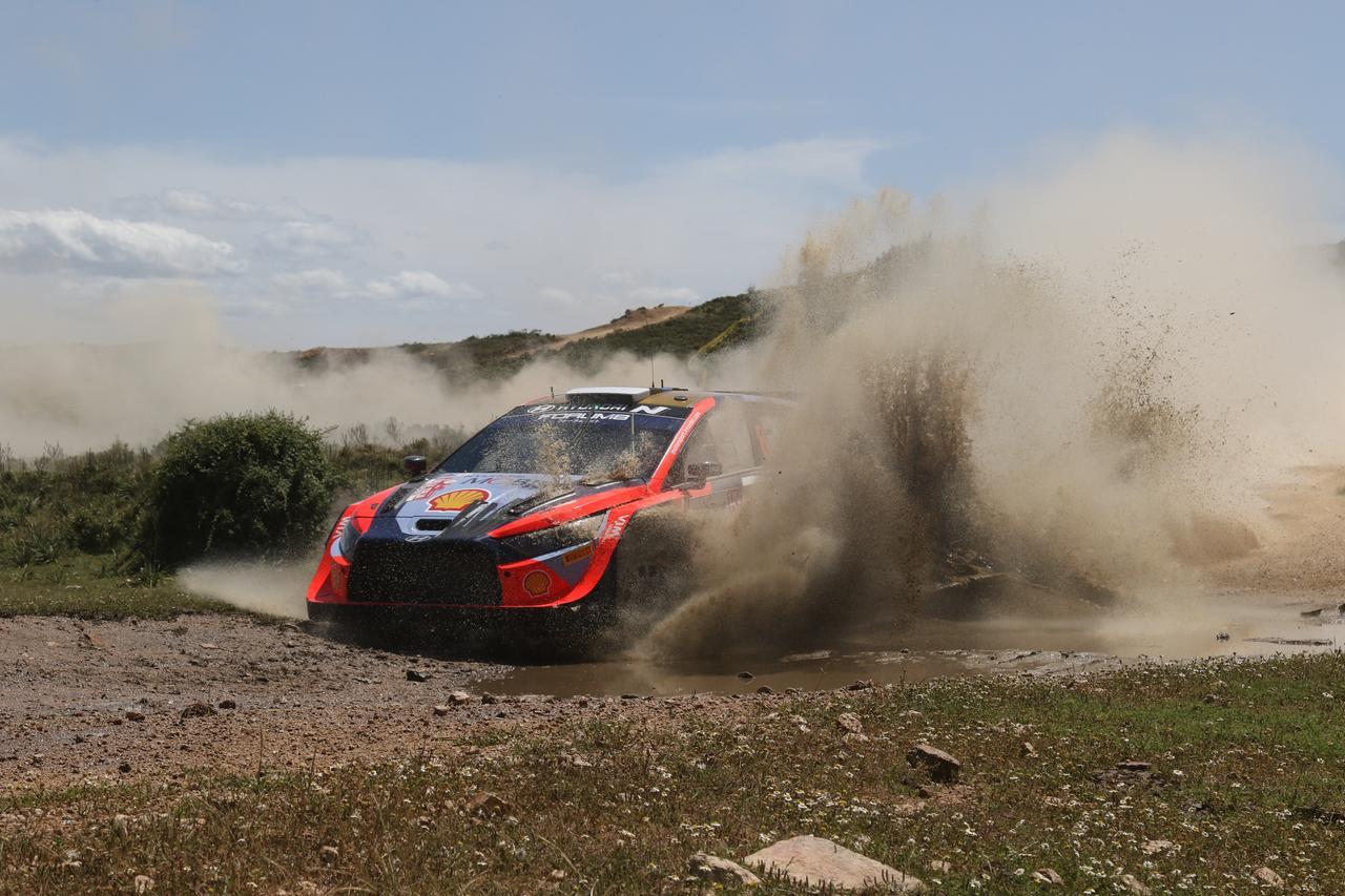 Un momento della gara di Rally Italia Sardegna