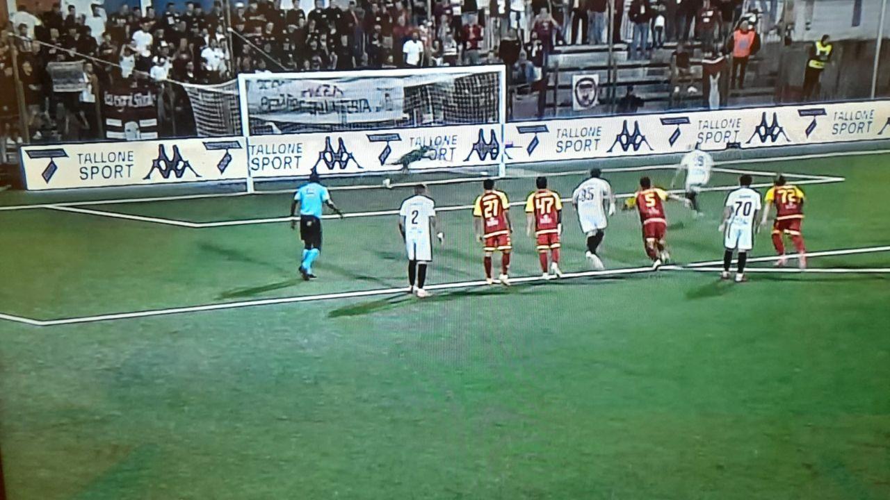 
	Il rigore trasformato da Federico Dionisi, decisivo nel blitz amaranto a Sestri Levante

